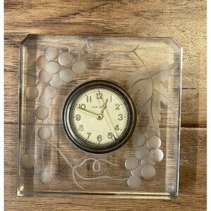 LUCITE New Haven Clock Etched Grapes Vintage  Table Top READ
